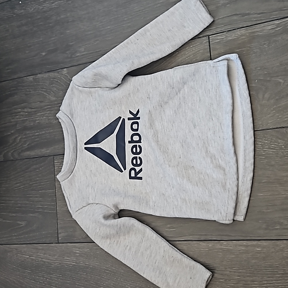 Reebok 4t sweater